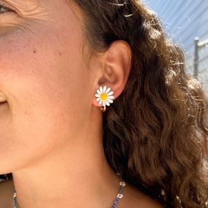 Jenny Walton Daisy Earrings